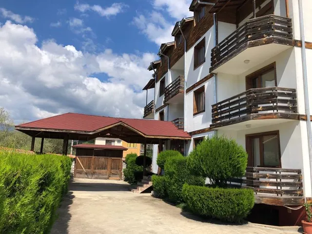 Guest House "Marina"