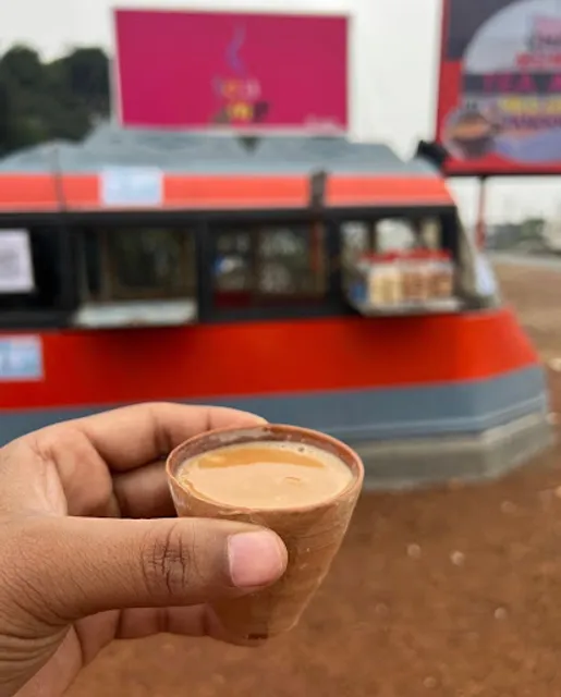 Green Garden Restaurant and Tea Amo Cafe