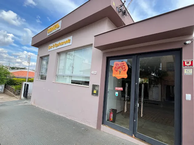 Quintal Bar e Restaurante