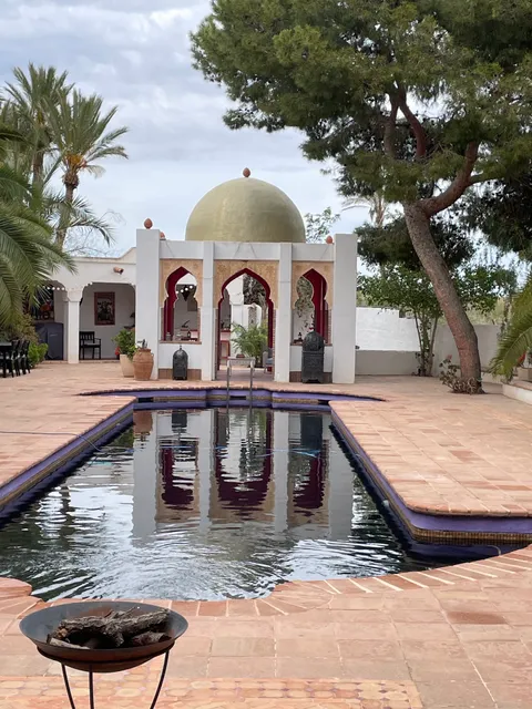 La Finca Paradiso, Utopian Retreats