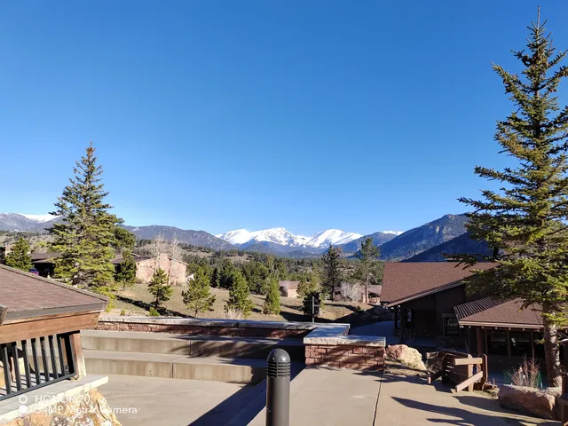 Longs Peak Lodge
