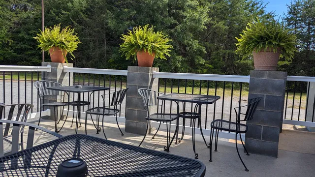 El Puente Mexican Restaurante