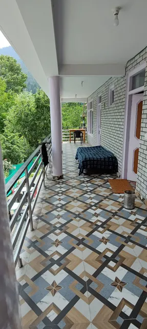 Multiverse Hostel And Stay