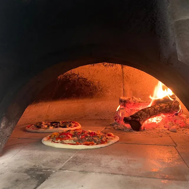 Pizzeria La Bella Storia, Salernes