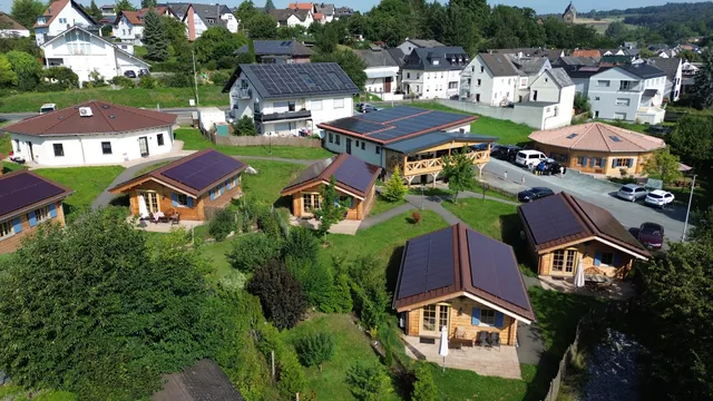 Carolinger Hüttendorf - 3 Sterne Hotel | Pension mit Frühstück | Hotel mit Frühstück