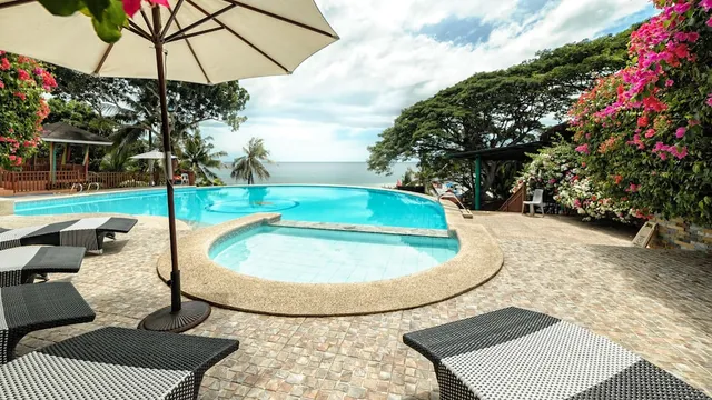 Flushing Meadows Resort and Playground