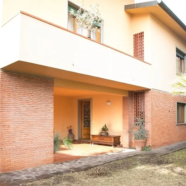 Home Sweet Home 1 - Lucca