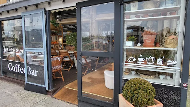 CoffeeBar