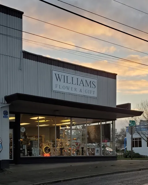 Williams Flower & Gift - Tacoma Florist