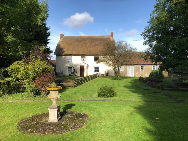 Middle Piccadilly Rural Retreat