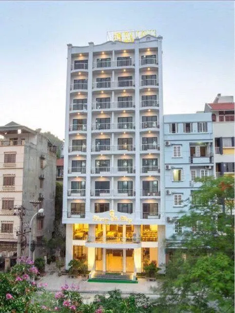 Khách sạn 79 Luxury Hạ Long