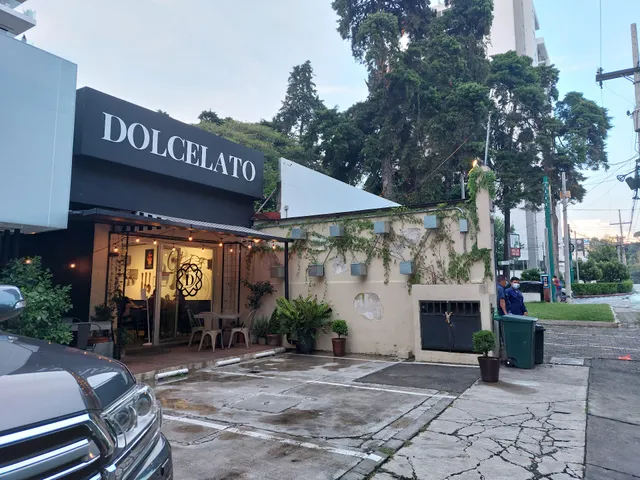 Dolcelato Bistro