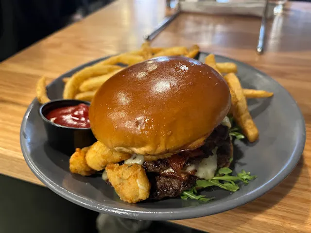 Whiskey River Pizza & Pub