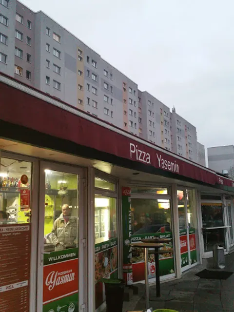Pizzeria Yasmin & Aladin Bistro
