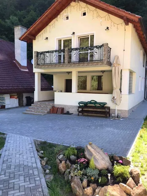 Cabana Popasul Muntilor