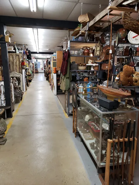 Adamstown Antique Mall