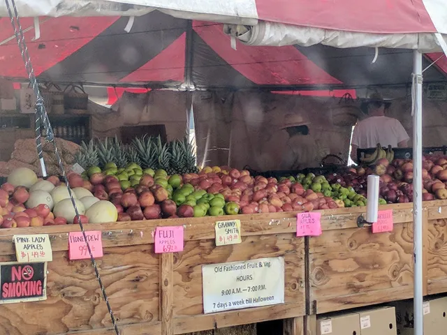 Old Fashioned Fruit and Veg