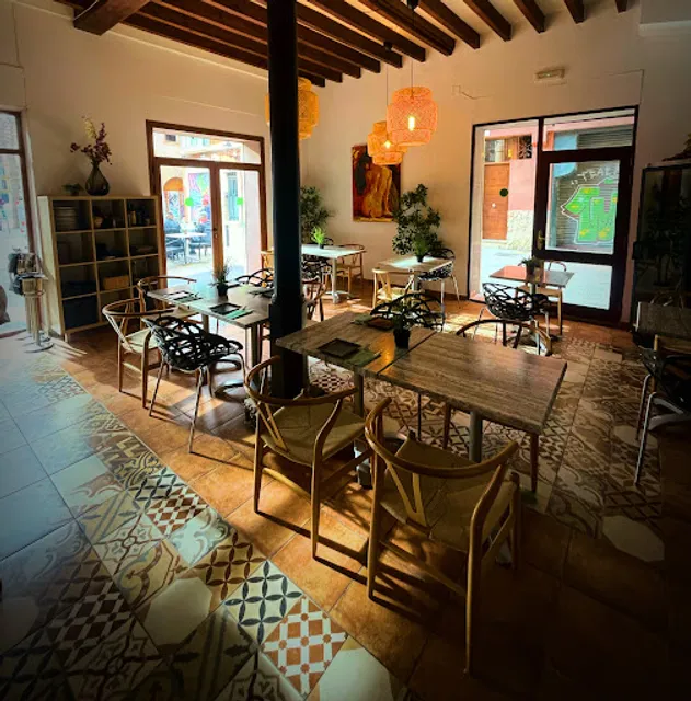 Gaudí Terraza Café (Cocina Mediterránea)