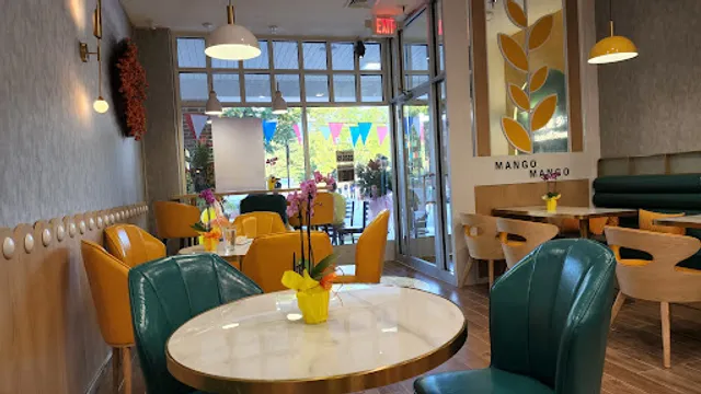 Mango Mango Dessert - West Windsor