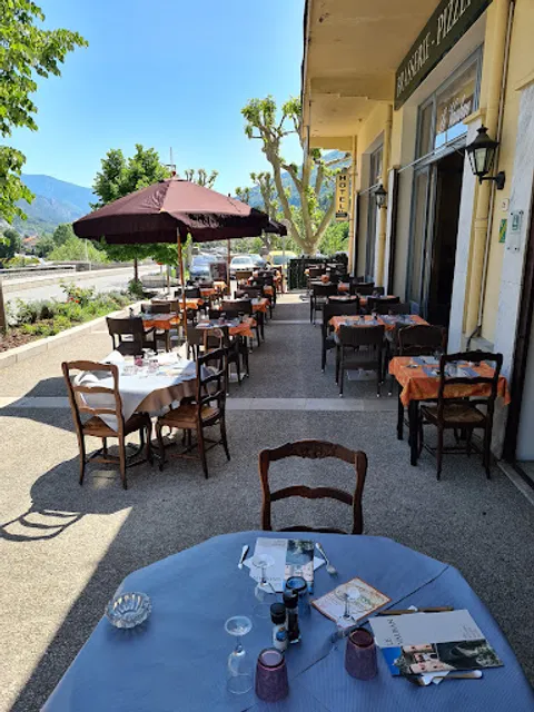 Hôtel Restaurant Pizzéria Le Vauban