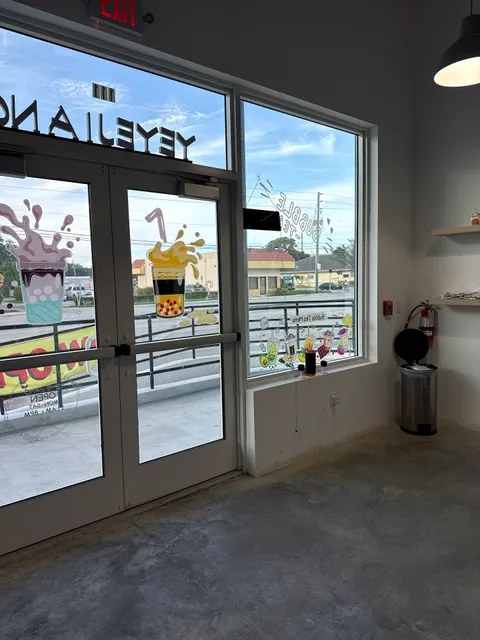 Yeye Jiang Cafe, Bubble Tea & Bakery