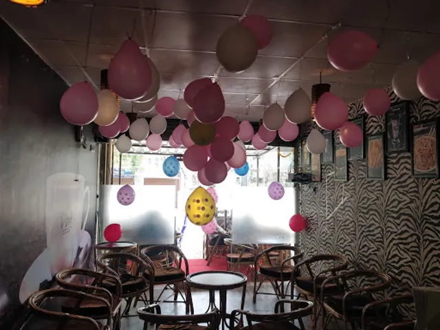 Cafe D3 - Beyond Temptation