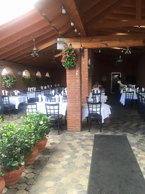 El Barzon Restaurante