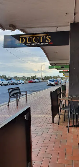 Duci's Italian Restaurant