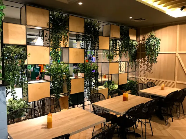 Solaria - Mall @ Bassura City