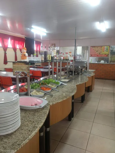 Na Colônia Restaurante Empresarial