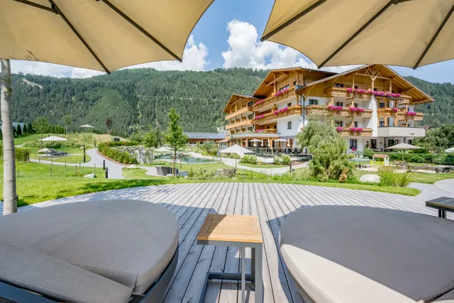 b&b tilia living & tilias kitchen