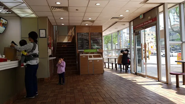 맥도날드 시청DT점