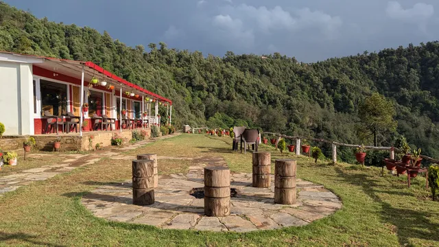 Ghumakkad Stay - Homestay in Jageshwar Dham