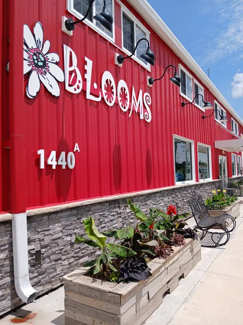 Blooms Garden Center • Nursery, Bistro & Gift Shop