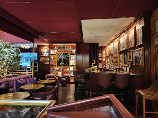 45 Wine & Whiskey Bar