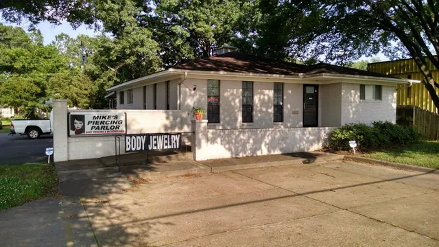 Mike's Piercing Parlor