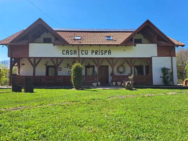Casa cu Prispă