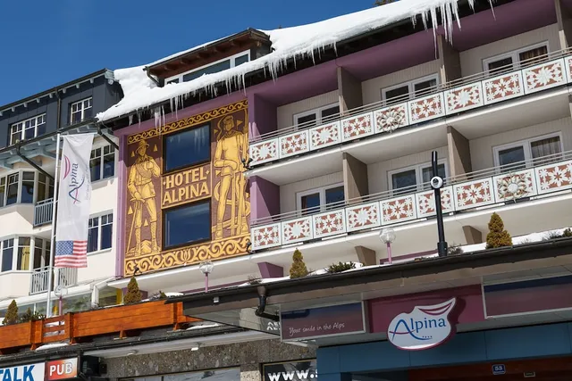 Hotel Alpina