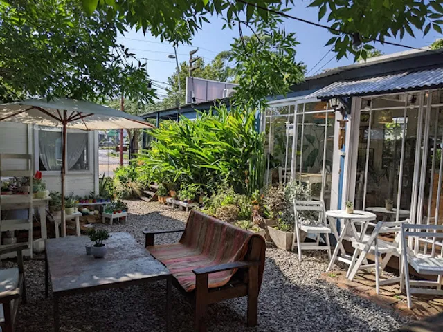 Paseo La Quinta Cafe