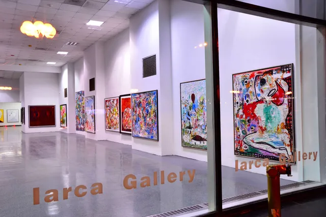 Iarca Gallery