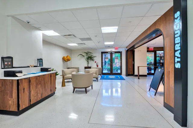 Starbucks Baptist Hospital