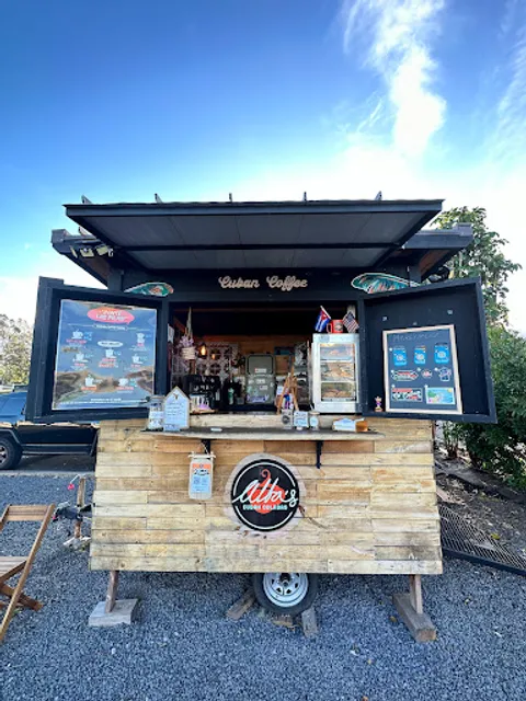 Alba's Cuban Coladas