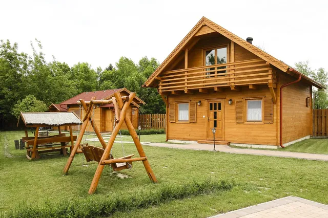 Family Panzio es Apartman Hazak