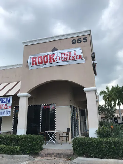 Hook Fish & Chicken