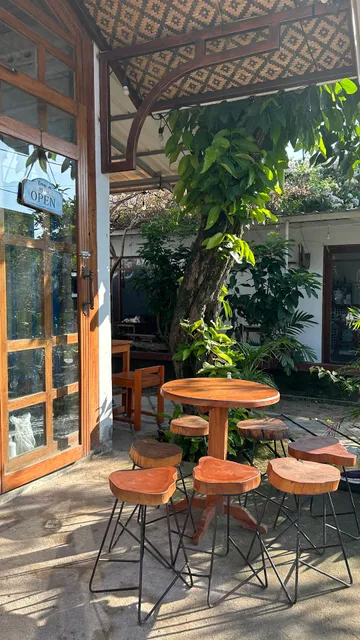 Kalinda Bakery & Homestay