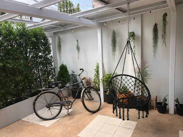 PINK TYPHOON Creative Pasta, Steak & Wine