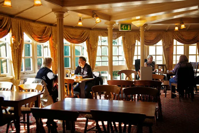 The Heroes, Waterlooville