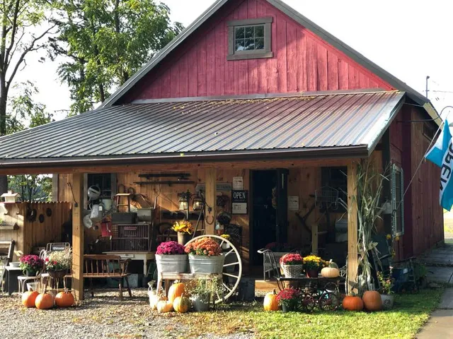 Willow Fall Antiques