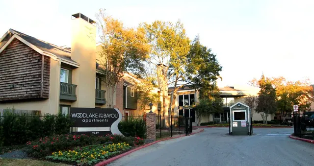 Woodlake on the Bayou