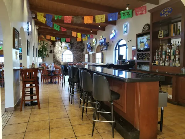 Ernie's Cafe Bar & Grill